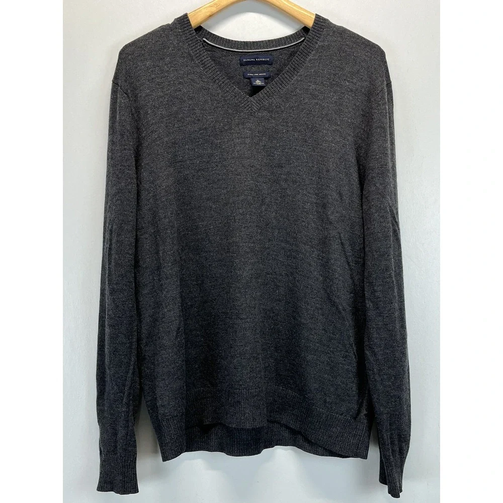 Banana Republic 100% Extra Fine Merino Wool Vneck Sweater Sz X-Large Mens Gray